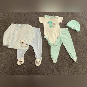 Adorable baby boy or girl clothes size 3-6 months